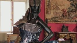 L'alta moda in mostra al Louvre thumbnail