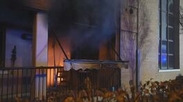 Palazzina a fuoco, 2 morti a Rimini thumbnail
