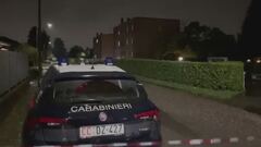 Uccide la moglie a coltellate