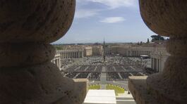 Il mondo piange Papa Francesco thumbnail