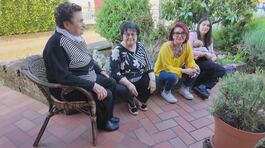Cinque generazioni in una foto thumbnail