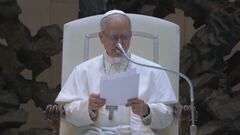 Il Papa, "Disarmiamo le parole"