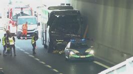 In un video lo schianto del bus thumbnail