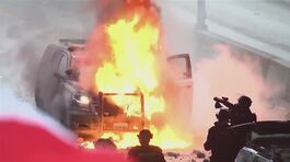 Rivolte pro-migranti, Usa in fiamme thumbnail