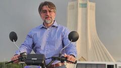 "Sono fuggito da Teheran in fiamme"
