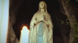 Miracolo a Lourdes, "Ora cammino" thumbnail