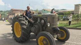 Viaggio nel tempo sui trattori thumbnail