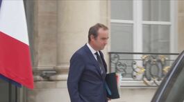 Parigi, nuovo premier già assediato thumbnail