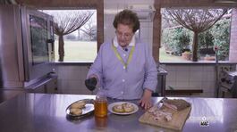 Nella cucina dell'agriturismo Pulcianese c'è ancora la mamma thumbnail
