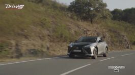 La prova del nuovo Lexus RZ in Portogallo thumbnail