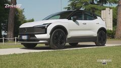Il test drive della Volvo EX30 Cross Country