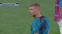 Dzeko vicino a cantare thumbnail