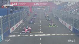 La partenza della Gara 1 di Tokyo thumbnail