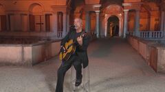 Eros Ramazzotti in "Un'altra te" Eros Ramazzotti in "Un'altra te"