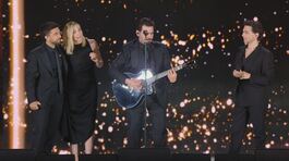 Il Volo e Lorella Cuccarini in "La notte vola" thumbnail