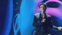 Gianluca Ginoble in "E ti vengo a cercare" thumbnail