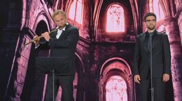 Piero Barone e Andrea Griminelli in "Dicitencello vuje" thumbnail