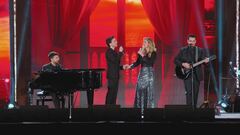 Il Volo e Vanessa Incontrada in "Besame Mucho" Il Volo e Vanessa Incontrada in "Besame Mucho"