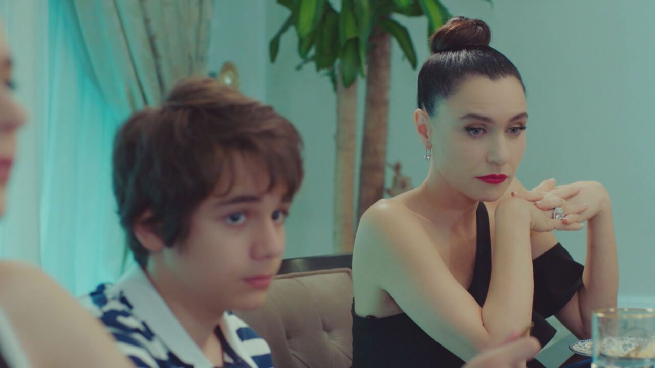 Forbidden fruit, replica puntate del 28 luglio in streaming | Video Mediaset