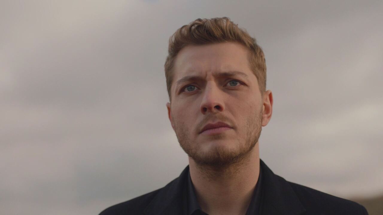 Replica La notte nel cuore in streaming, puntate del 5 ottobre | Video Mediaset