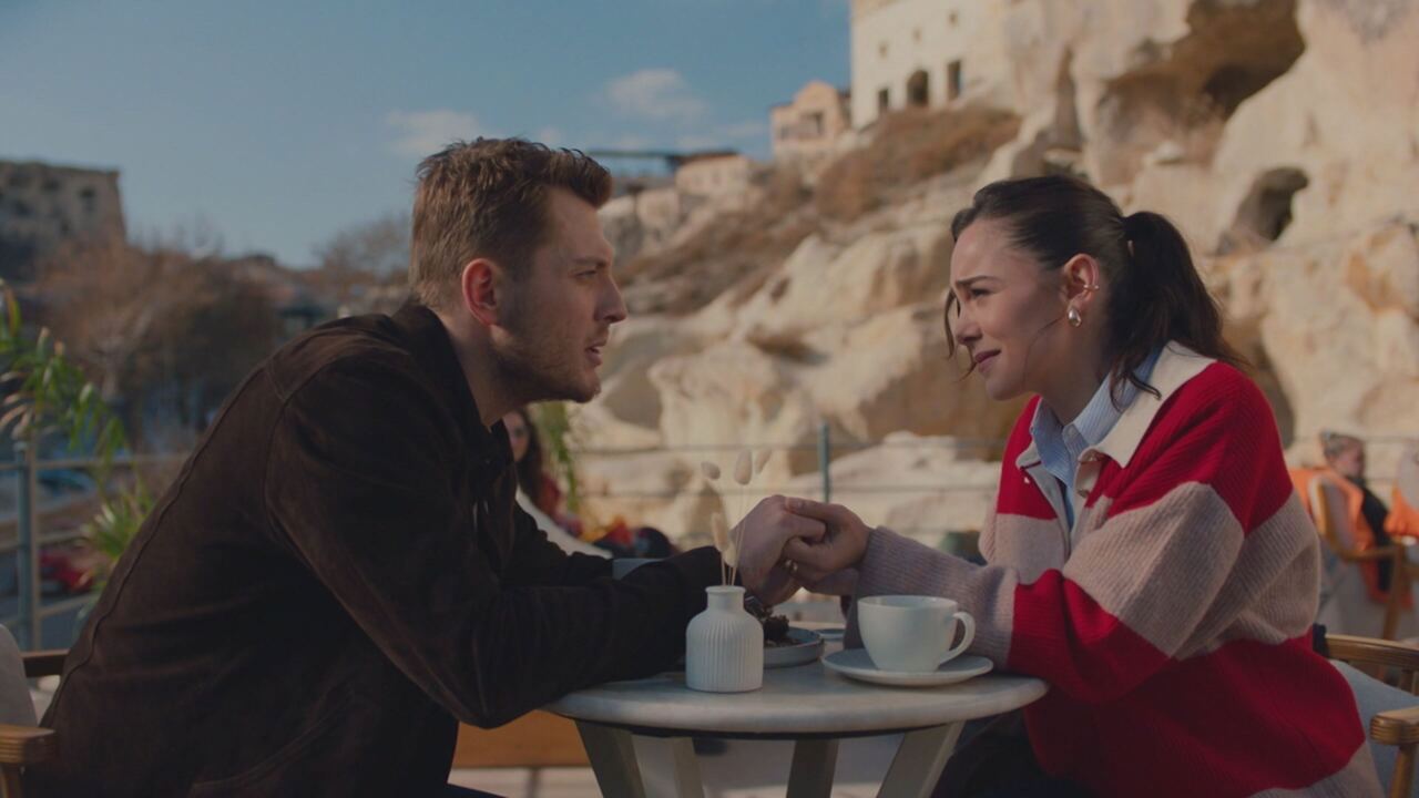 Replica La notte nel cuore in streaming, puntate del 14 ottobre | Video Mediaset