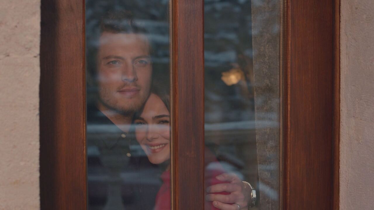 Replica La notte nel cuore in streaming, puntata del 9 novembre | Video Mediaset