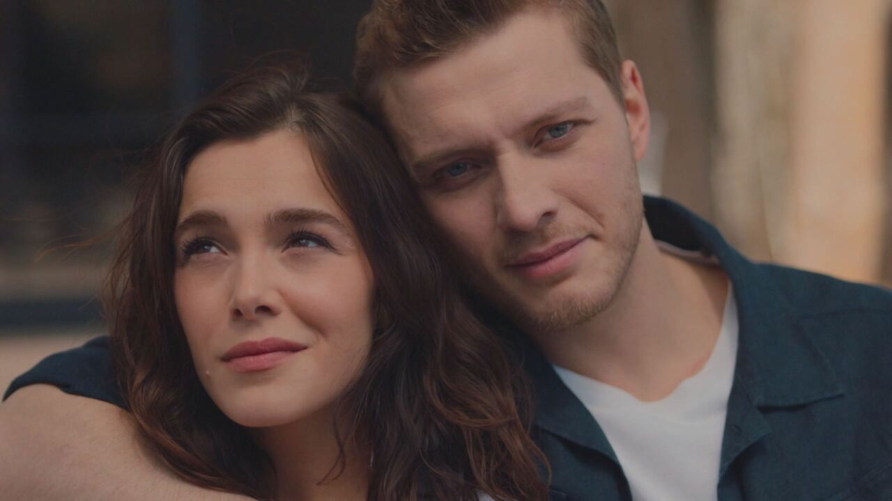 Replica La notte nel cuore in streaming, puntate del 25 novembre | Video Mediaset