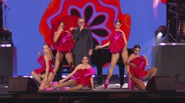 Gigi D'Alessio in "Mon amour" thumbnail
