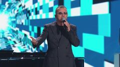 Gigi D'Alessio in "Il cammino dell'età"