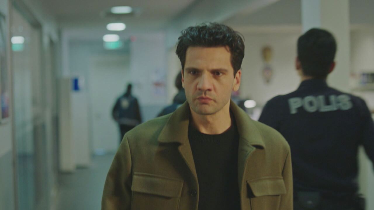 Segreti di famiglia 2, replica puntata 12 settembre in streaming | Video Mediaset