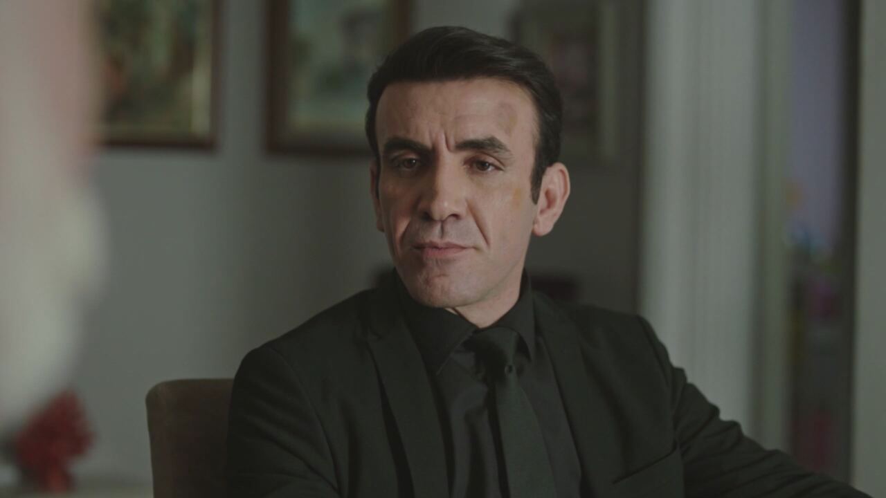 Segreti di famiglia 2, replica puntata 13 ottobre in streaming | Video Mediaset