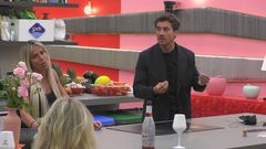 Il risentimento di Antonino Spinalbese verso le altre coppie