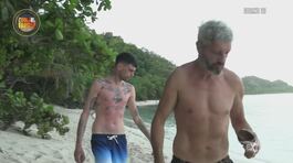 Jey Lillo e Omar Fantini in cerca di granchi thumbnail