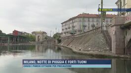 Milano, notte di pioggia e forti tuoni thumbnail