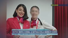Giada Cucina, la mamma di Aurora, al telefono