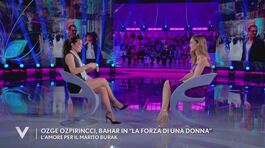 Özge Özpirinççi e l'amore per il marito Burak thumbnail
