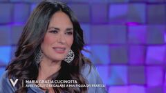 Maria Grazia Cucinotta: "Avrei voluto regalare a mia figlia dei fratelli" Maria Grazia Cucinotta: "Avrei voluto regalare a mia figlia dei fratelli"