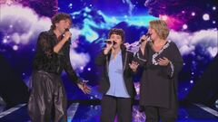 Lia Forroia, mamma Nicoletta e Ermal Meta in "Ragazza Paradiso"