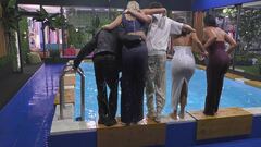Il primo tuffo in piscina