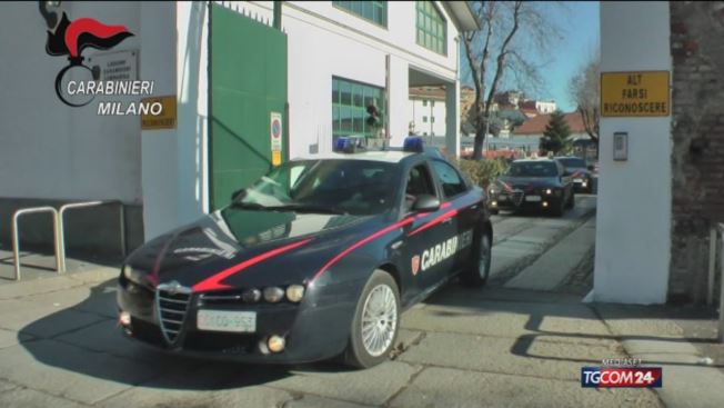Ailano Rapinavano Banche E Negozi Con Le Maschere Arrestati Tre 