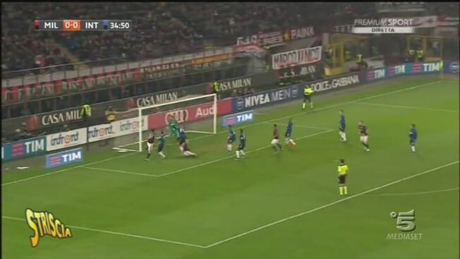 Tapiro A Roberto Mancini Striscia La Notizia Video Mediaset Infinity
