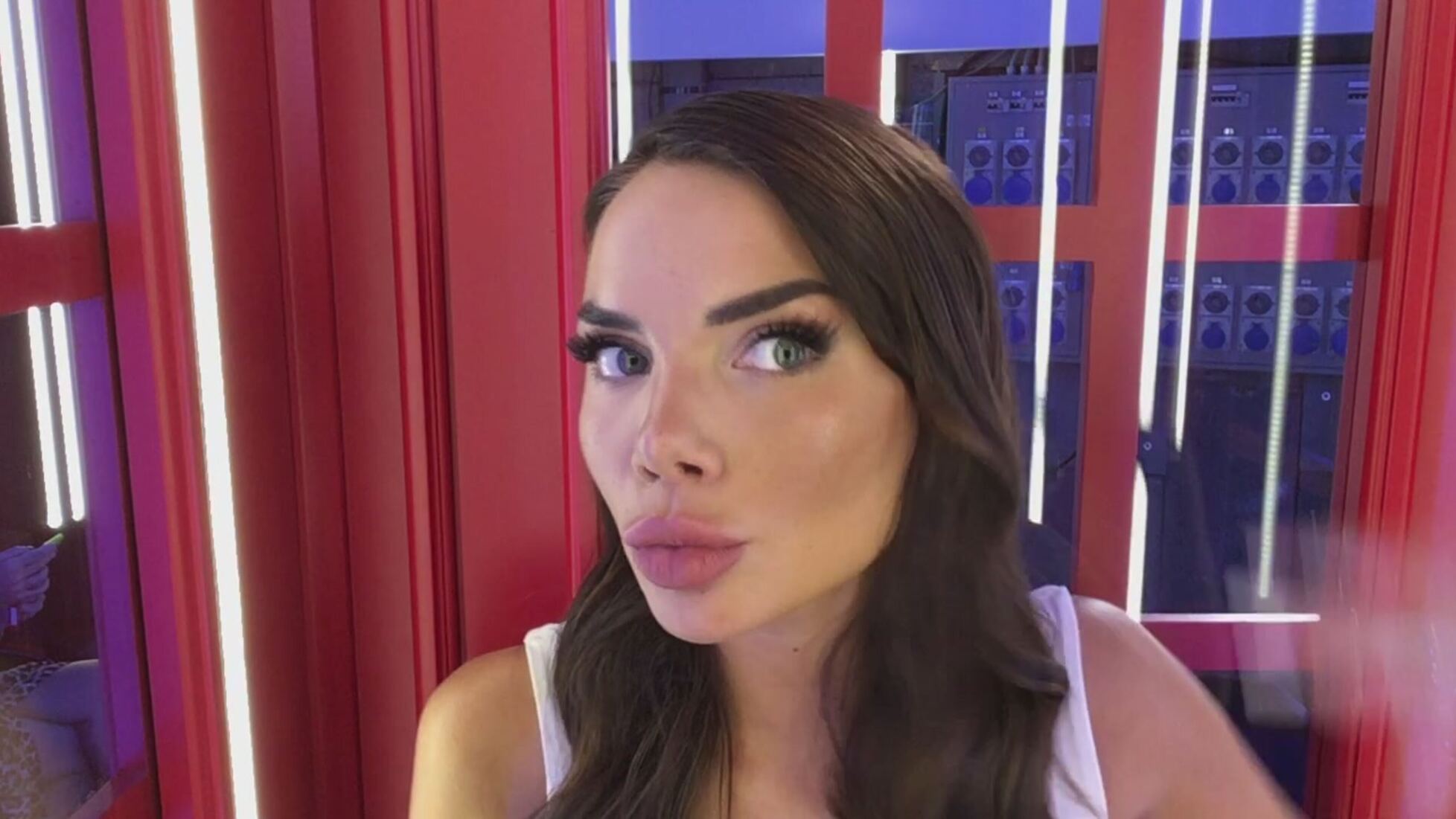 La Cabinarossa Di Nicole Pallado Pomeriggio Cinque Video Mediaset Play By nicole pallado posted 2 months ago ∗ 238k views. pomeriggio cinque la cabinarossa di nicole pallado video mediaset play infinity