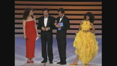 Il Trio Solenghi Marchesini Lopez riceve tre "telegattini" per la loro parodia dei Promessi Sposi