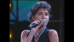 Giorgia canta "Nessun dolore" di Lucio Battisti a Festivalbar 1994