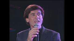 Gianni Morandi canta "Giovane amante mia" a Festivalbar 1996