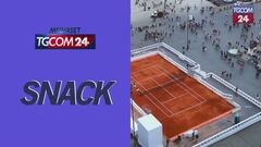 Roma, piazza del Popolo si trasforma in un campo da tennis per gli Internazionali