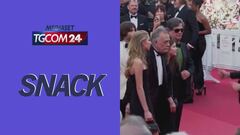 Cannes, Francis Ford Coppola sul red carpet con la famiglia