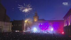Bologna, pazza festa Champions per le vie della città