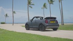 Mini Cooper Cabrio: una piccola "scoperta" per divertirsi