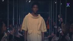 Prada sfila con la sua femminilità atipica